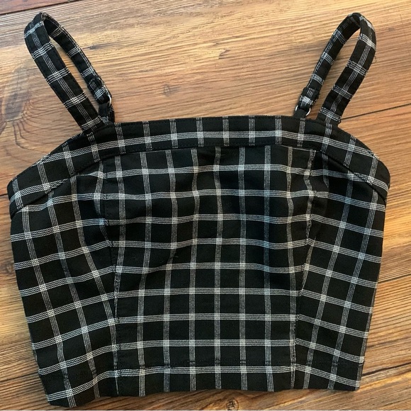 Hollister Black/White Plaid Checked Cropped Tank Adj Straps Smocked Back Size XS - Picture 1 of 8